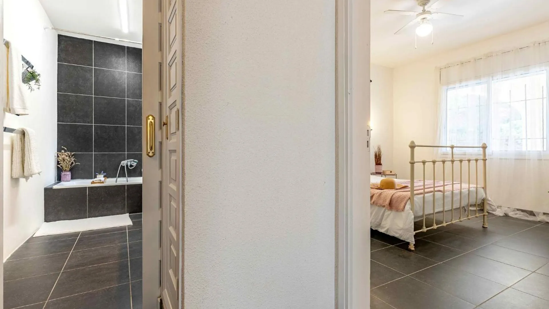 Holiday Home Sol By Interhome Les Tres Cales 0*,  スペイン