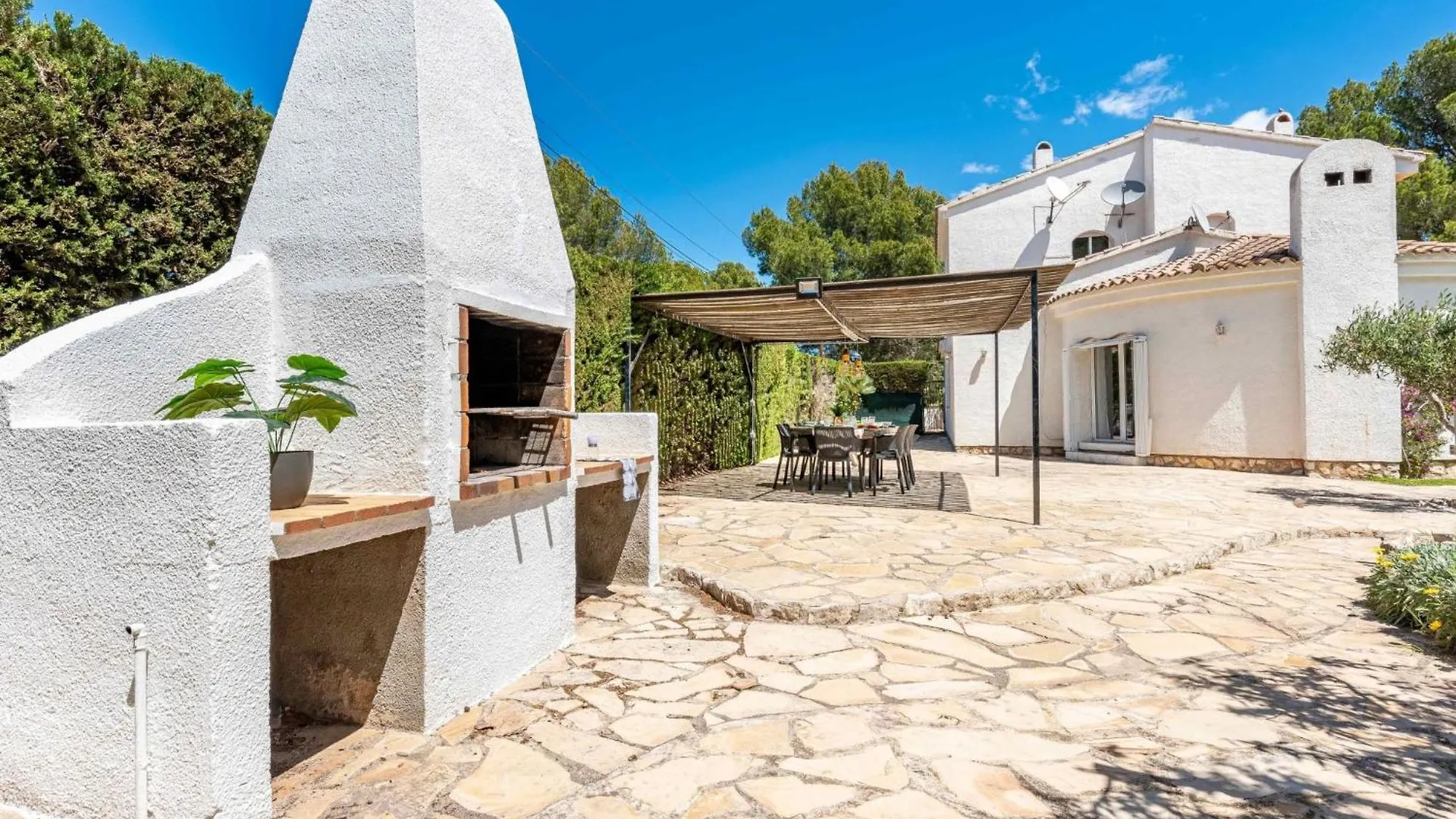 Holiday Home Sol By Interhome Les Tres Cales